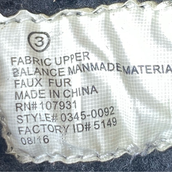 Youth Rain Booties, size 3, black & silver - Picture 5 of 10